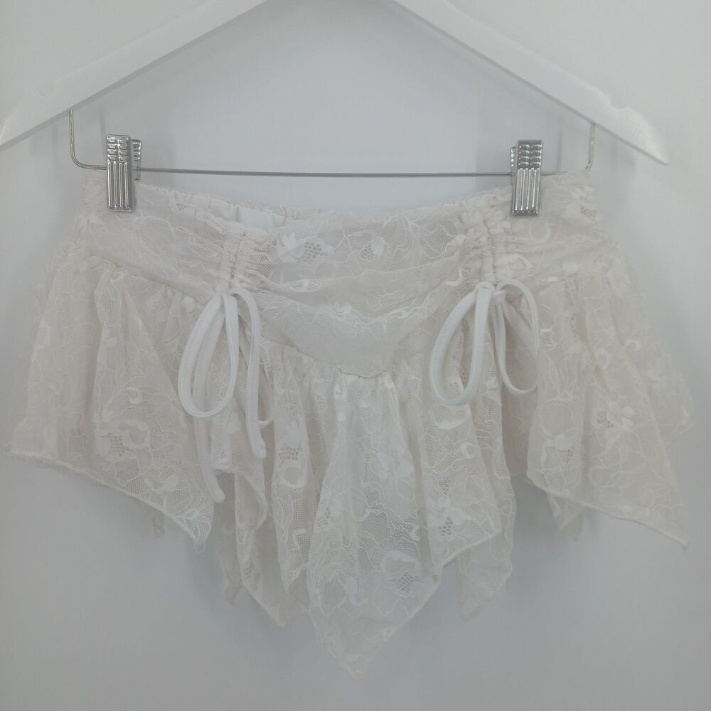 SHEIN Ruffle Lace Shorts Womens Large White Boho Fairycore Coquette